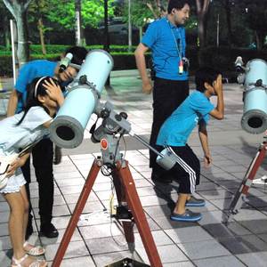 星空観察会「7月の星空をみよう！夏の大三角を探して土星をみよう！」
