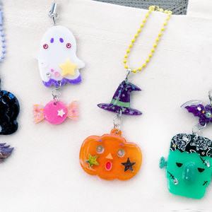 【ハロウィン限定】UVレジン｢ゆらゆらキーホルダー｣