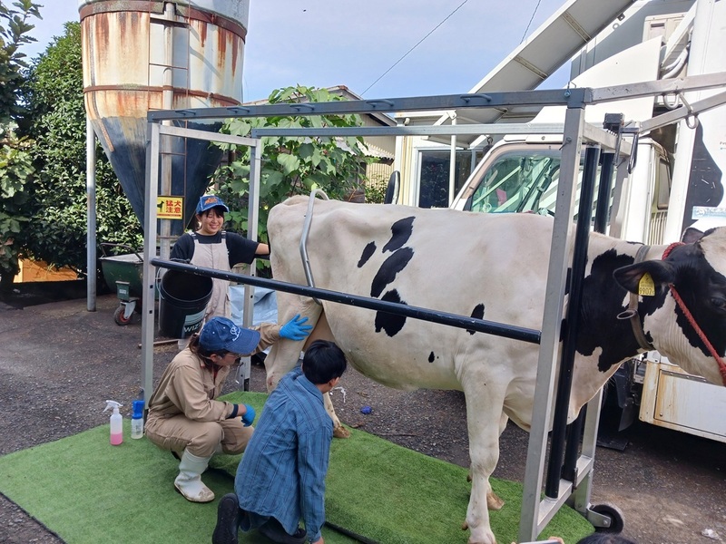 「相鉄線沿線 学びクラブ with EXPO 酪農体験」イベント