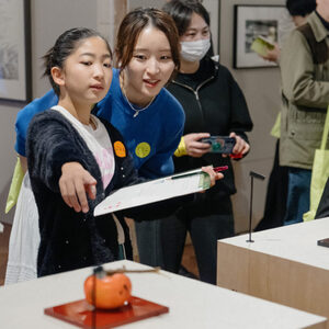 アートウィーク東京　キッズ・ユース向けアートウォーク＆ワークショップ