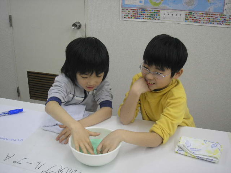 飯田橋　幼児向けアクティブラーニング科学実験講座の関連写真1