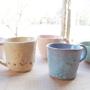 アートで楽しむ新生活！陶芸 手びねりで「マグカップ」作り！