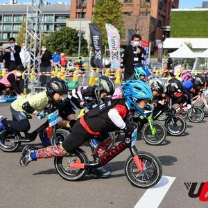 エントリー数延べ1,300名超え！未就学児を対象とした日本最大級のランバイク全国大会が、3月12日に埼玉スタジアムでラスト開催！