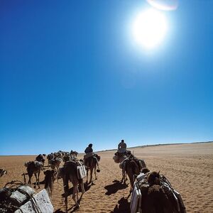「塩の旅～地球の塩の現場に立つ～」片平孝写真展、たばこと塩の博物館で開催